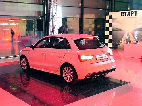 В Украине представили новые Audi A4 и Audi A1 Sportback - Audi